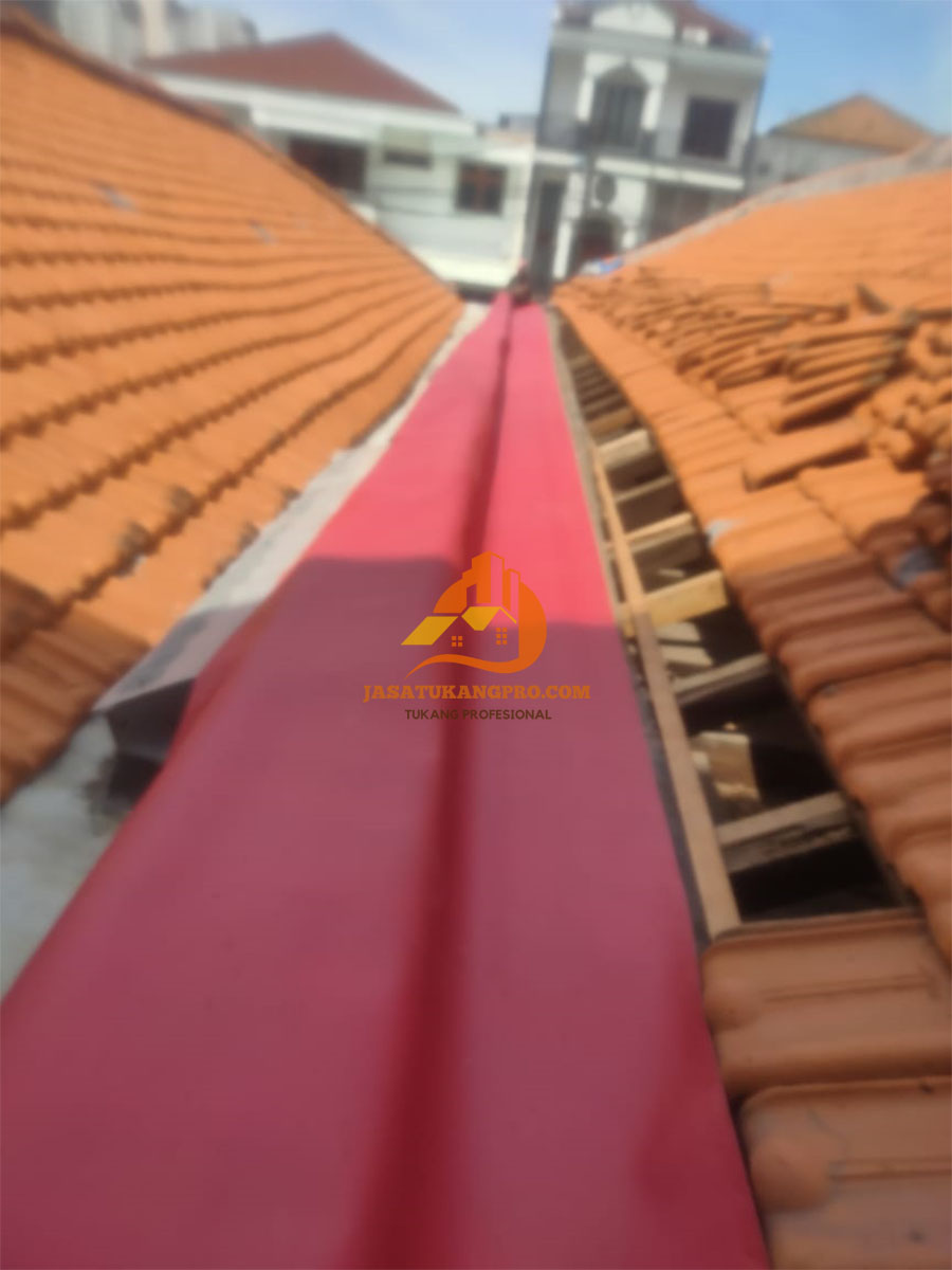 Tukang pemasangan karpet atap bocor wilayah Kelapa Gading Jakarta Utara