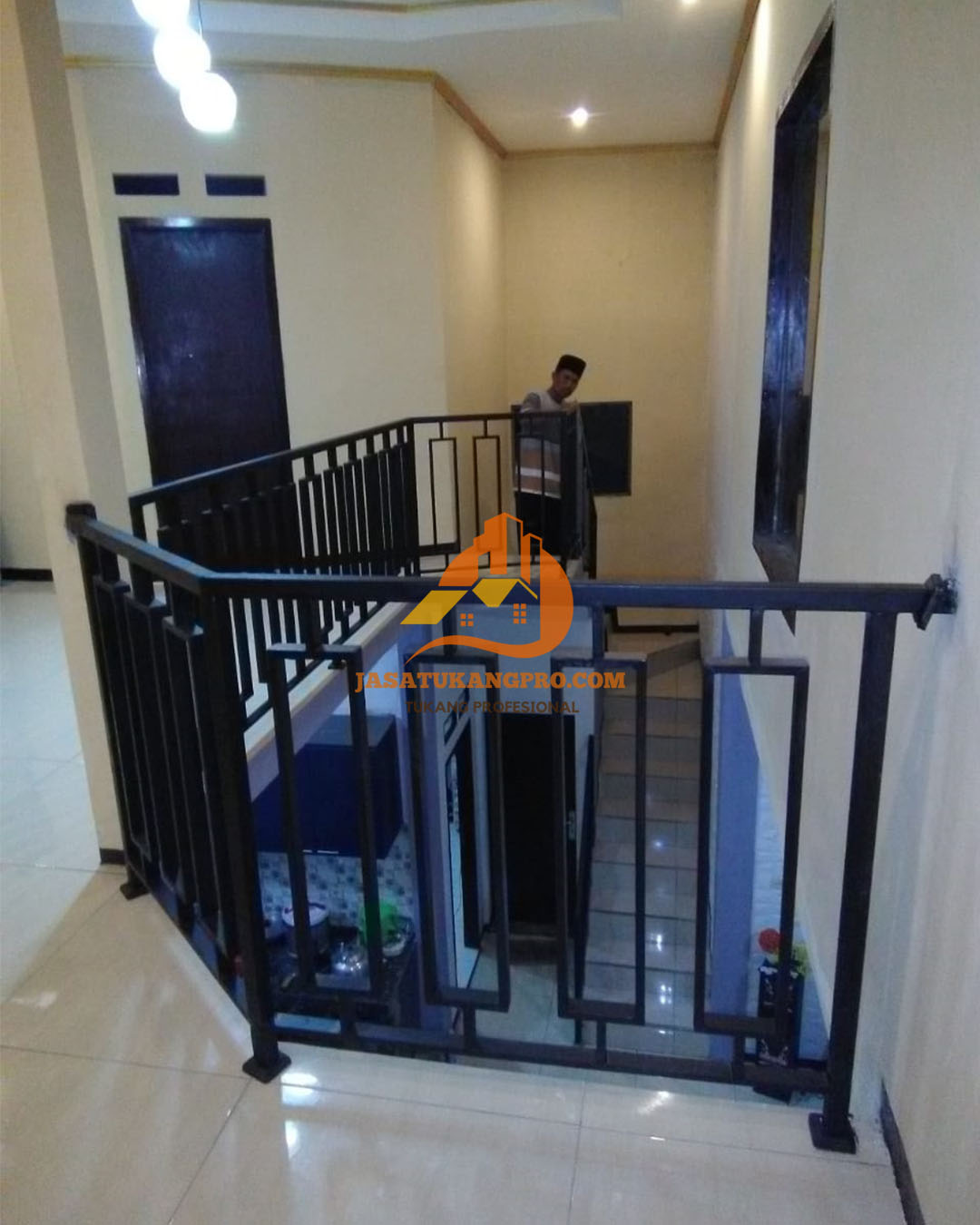 Tukang las Bekasi panggilan pengerjaan railing balkon pengaman lantai 2