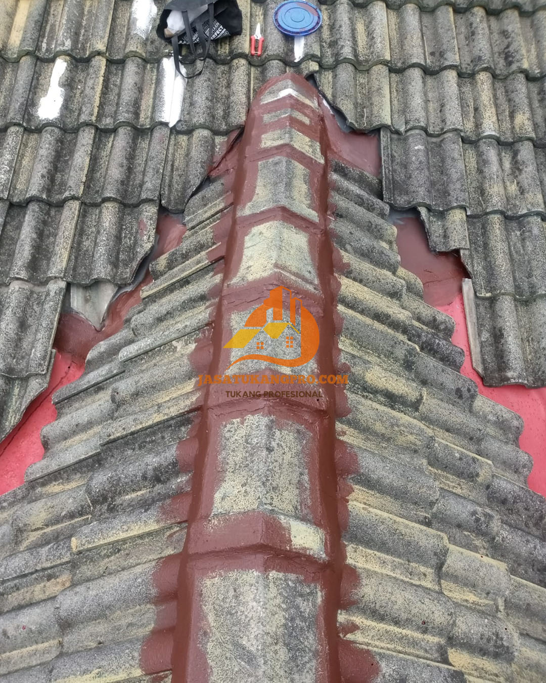Jasa tukang perbaikan talang dan atap bocor Harapan Indah Bekasi Jawa Barat