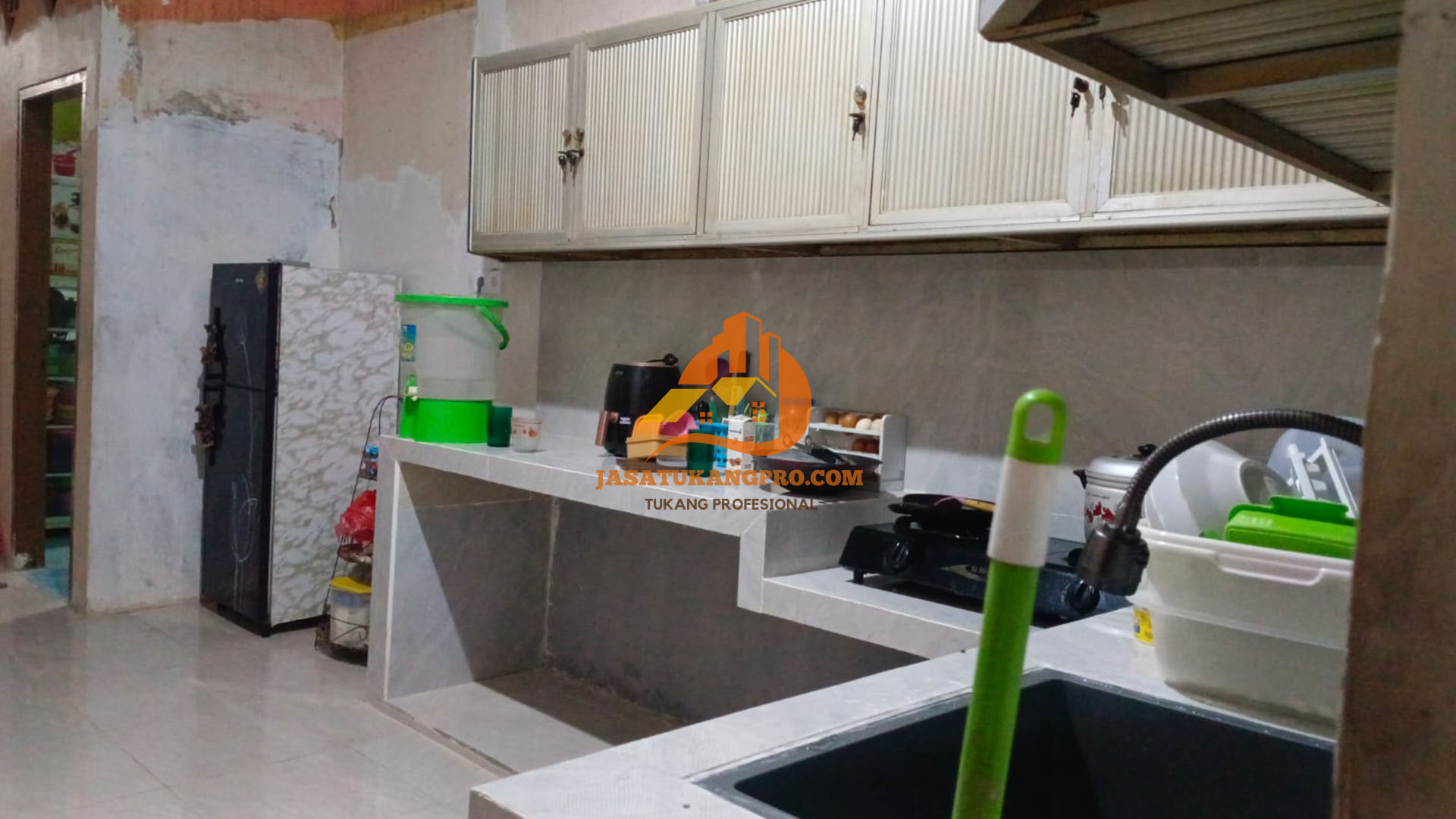 Tukang interior Talang Sari Regency Samarinda make over dapur minimalis